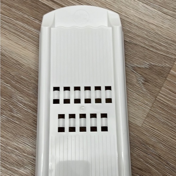 Pampered Chef Veggie Strip Maker - Picture 1 of 1